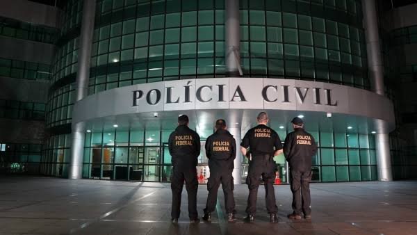Polícia prende suspeito de participar de ataque hacker que desviou R$ 800 milhões via Pix