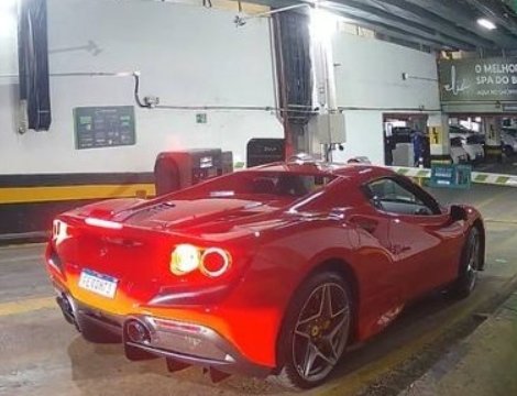 PF Apura ocultação de veículos de luxo por ex-sócio de Nelson Willians