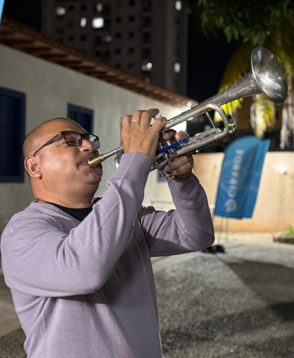 Orquestra CirandaMundo recebe o trompetista Tony Maia em homenagem a Arturo Sandoval